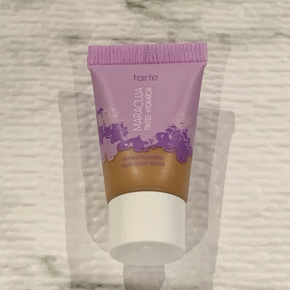 ⭐️$2⭐️ tarte Maracuja Hydrating Tinted Moisturizer